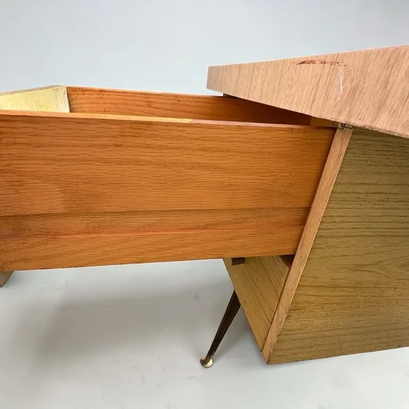 Mid-Century Modern Home Office Desk in Light Wood and Black - Picture 5 of 16